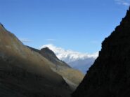 Prendendo fiato nel canalone che porta al colle