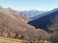 scendendo ancora uno sguardo al vallone