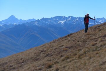 Quasi in vetta appare il Monviso