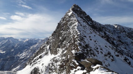 il Peigro'.. una perfetta piramide vista di qui dal col Rousset..