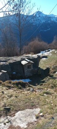 Pilone votivo sotto i Chiappili