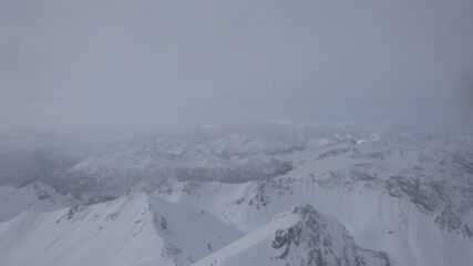 Dalla vetta, guardando verso nord