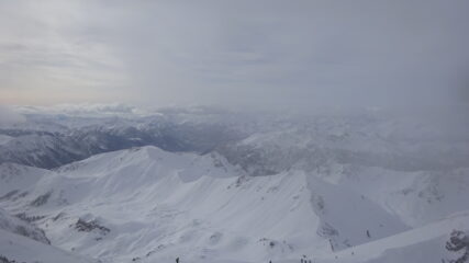 Dalla vetta: alto Vallon Des Baisses, Pic du Lauzin, Crete de la Lauze, Cole de la Lauze, Pointe de Dormillouse