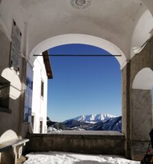 bella finestra panoramica per pranzo