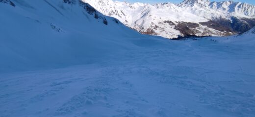 Scaricamento dalla Cresta di Corleans poco prima del colle Serena 