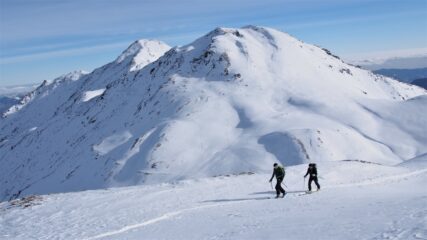ultimo tratto sotto la cima, sullo sfondo cima delle Vallette
