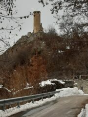 Ultimo tratto per Chateau, con la fortezza che si avvicina