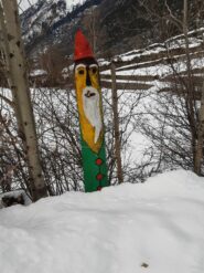 Originale segnavia sul sentiero 5