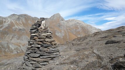 Omettone e sullo sfondo Mont Delà e Mont Glacier
