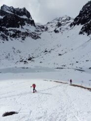 laghetto semighiacciato