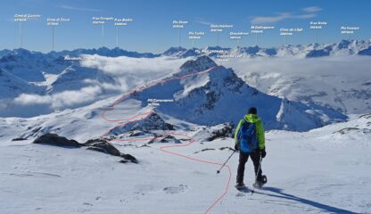 in discesa da q. 3001mt. ,in rosso la traccia per il Crappa da Tocf.
