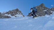 Risalita iniziale verso il canale di sx del M.Triomen. 