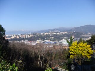 Panorama a ponente dai pressi del Forte Belvedere . 