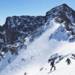 dalla cima la vicina Rocca dell'Abisso