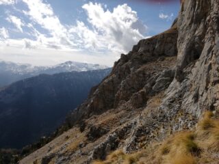 Canale che porta nei prati