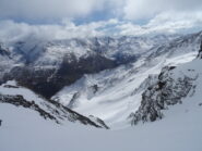 Salendo nel canale prima della curva