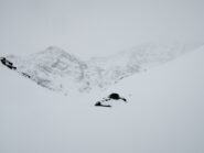 Lo Schilthorn fa una fugace apparizione prima che le nuvole lo coprano del tutto