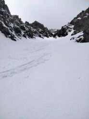In discesa nella parte centrale del canale
