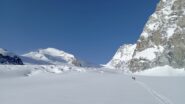 Salendo sull'Allalingletscher, Stralhorn a sx e Rimpfishorn a dx
