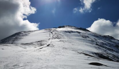Dal colle verso la cima
