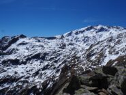 il M.te Giavino dalla vetta.