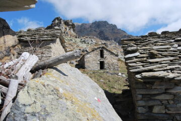 Pian Prè inf (1618 m), sulla carta MU citato come “Pian Prè di mezzo”