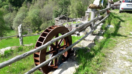 mulino a acqua all'alpe Losa..