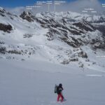 Si ridiscende il ghiacciaio verso il Vallon de Seiva. 