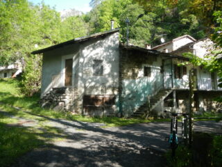 salita su asfalto verso l'Alpe Combe