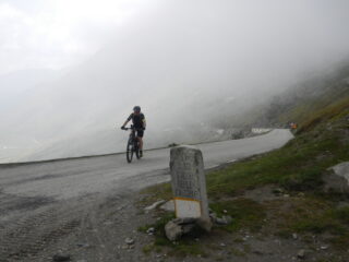 risalita al Colle delle Finestre