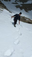 Conferma che sulla neve si sprofonda fino all'anca.