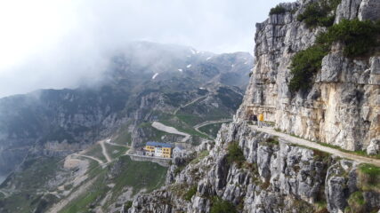 in arrivo al Rifugio Papa