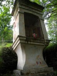 Bel piloncino , bruttino il segnavia 507