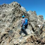 in mezzo agli sfasciumi della cresta sud est al Pisonet..