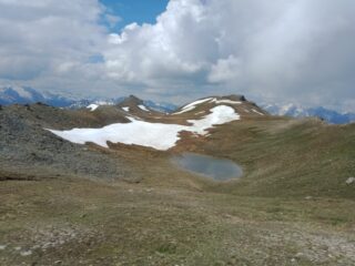 La bella conchetta del Blegier, con il laghetto effimero