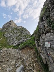 Salendo per la Gola delle Saline