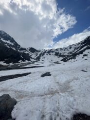 Inizio della neve continua all’attacco della morena