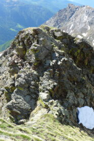 L'intaglio alla base del tratto roccioso