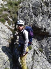 Sosta sulla ferrata del Peuterey