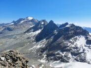 Vista su Gran Paradiso, Ciarforon, Monciar e Denti del Broglio