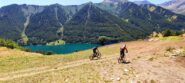 Si sbuca sui prati finali vista lago