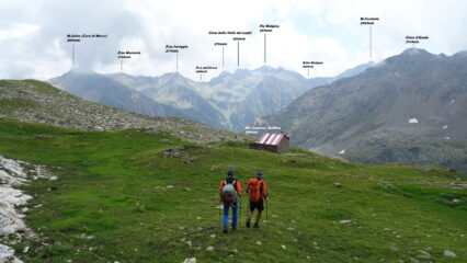 Ritorno al Rifugio Cederna-Maffina.