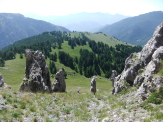 Il ripido canalino per salire la Cima di Pian Tendasco