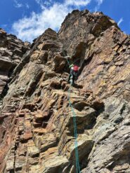 Breve calata che porta al Colletto Caprera 