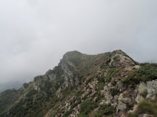 La cima a sinistra
