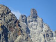 Zoomata sulla vetta della P.ta di Cian dalla Finestra di Cignana.