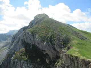 Castello delle Aquile (m.2513) da Cima Scarasson (m.2356)
