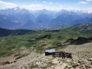 A quota 3000. Salendo appena sopra il bivacco.