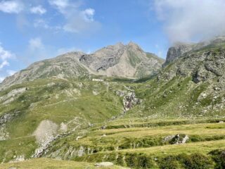 Bellissimo scorcio su Caserma ai laghi Albergian