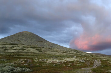 La nostra cima vista dal parcheggio